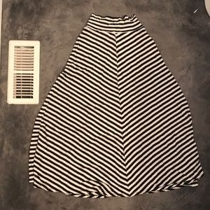 Black and white maxi skirt